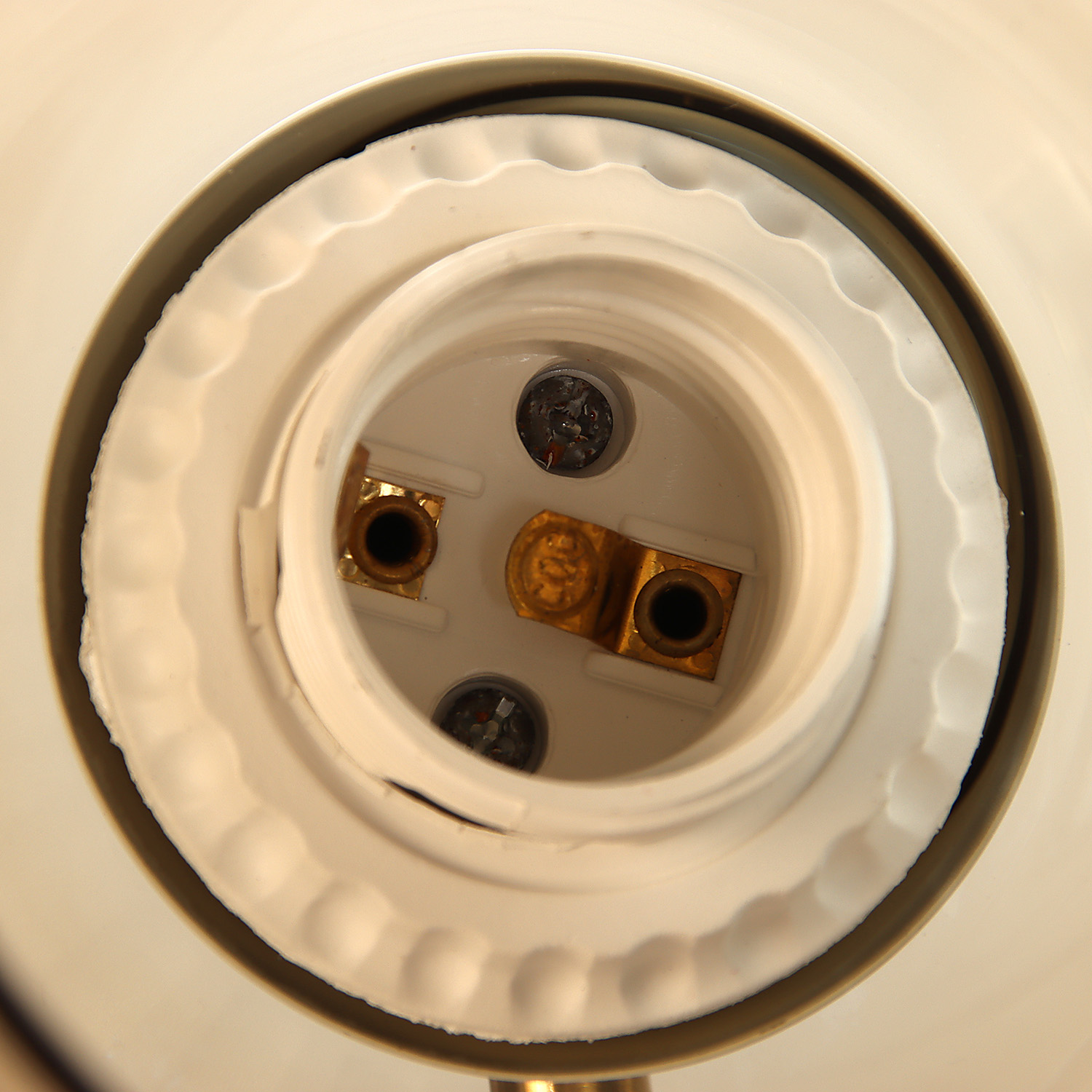 Светильник потолочный K2209/4 CO+WT 4*40W E27 220V (l-580; w-500; h-250)  VERNER LIGHTING *1