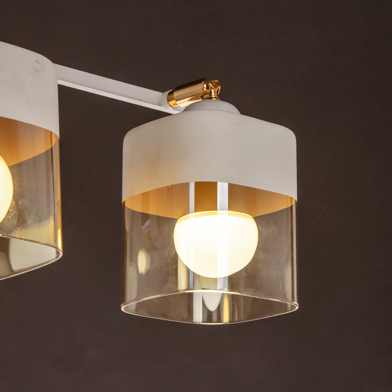 Люстра "Камелия" 4хЕ27 40Вт бело-золотой 56х56х27см 9408299 S=12м2