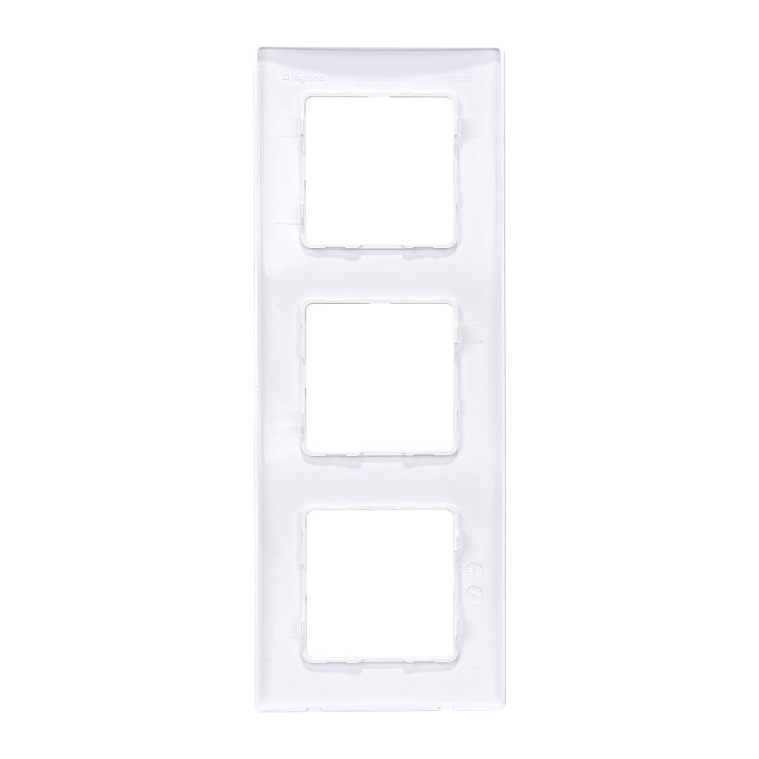 Рамка "Etika" 3-м. бел. Leg 672503  *1