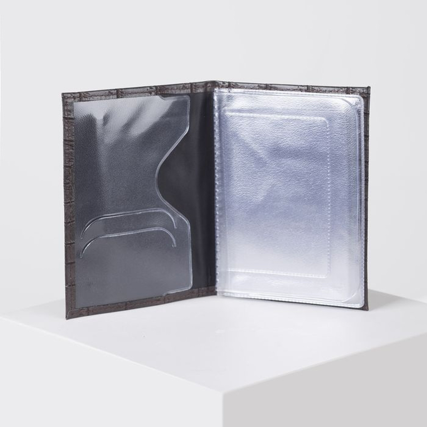 Обложка д/автодокументов,  9,7*1,0*13,7 с вкладышами ПВХ, иск.кожа под крокодила, коричневый 4895901