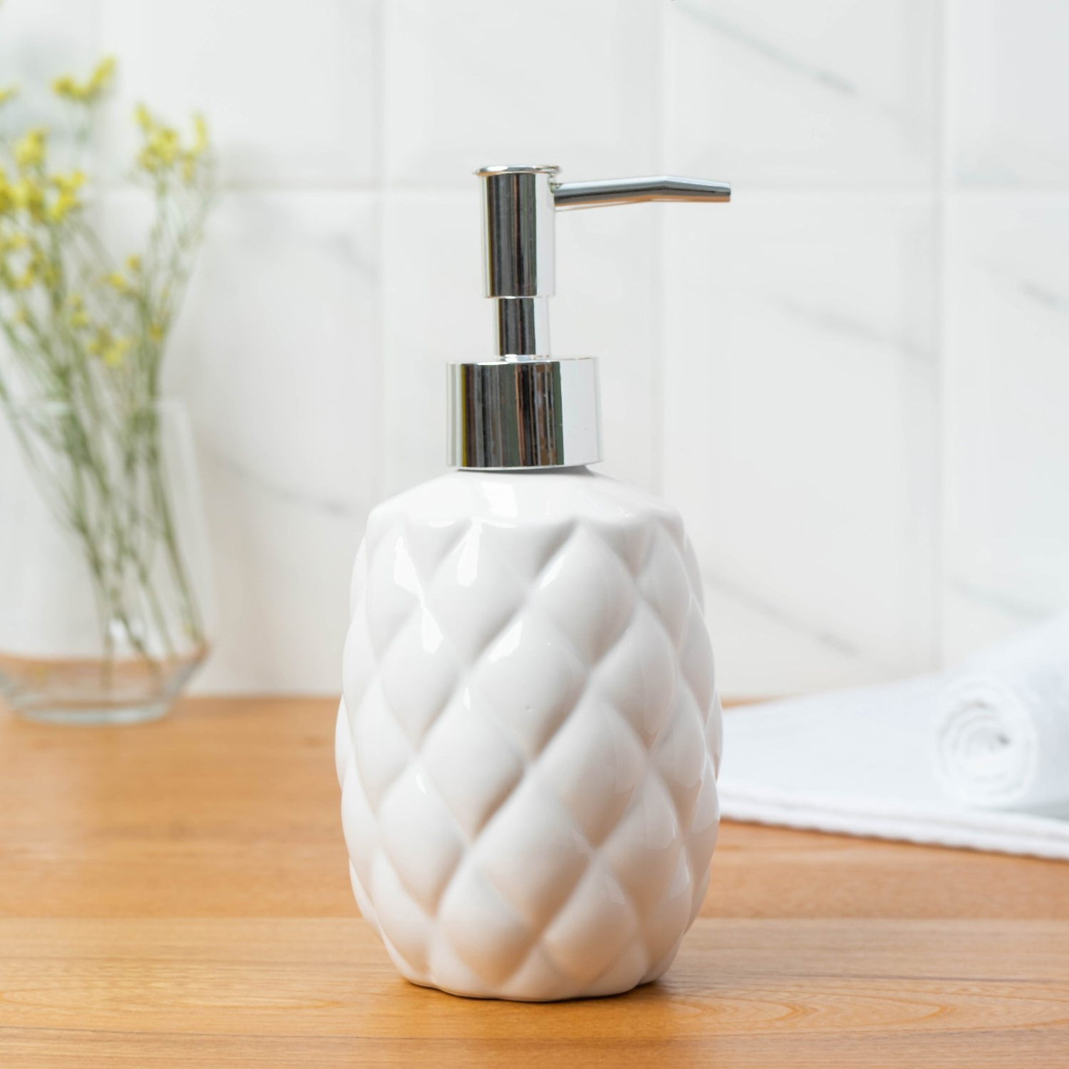 Набор для ванной Ромбус, 2 предмета (дозатор для мыла, стакан), цвет белый   6243798