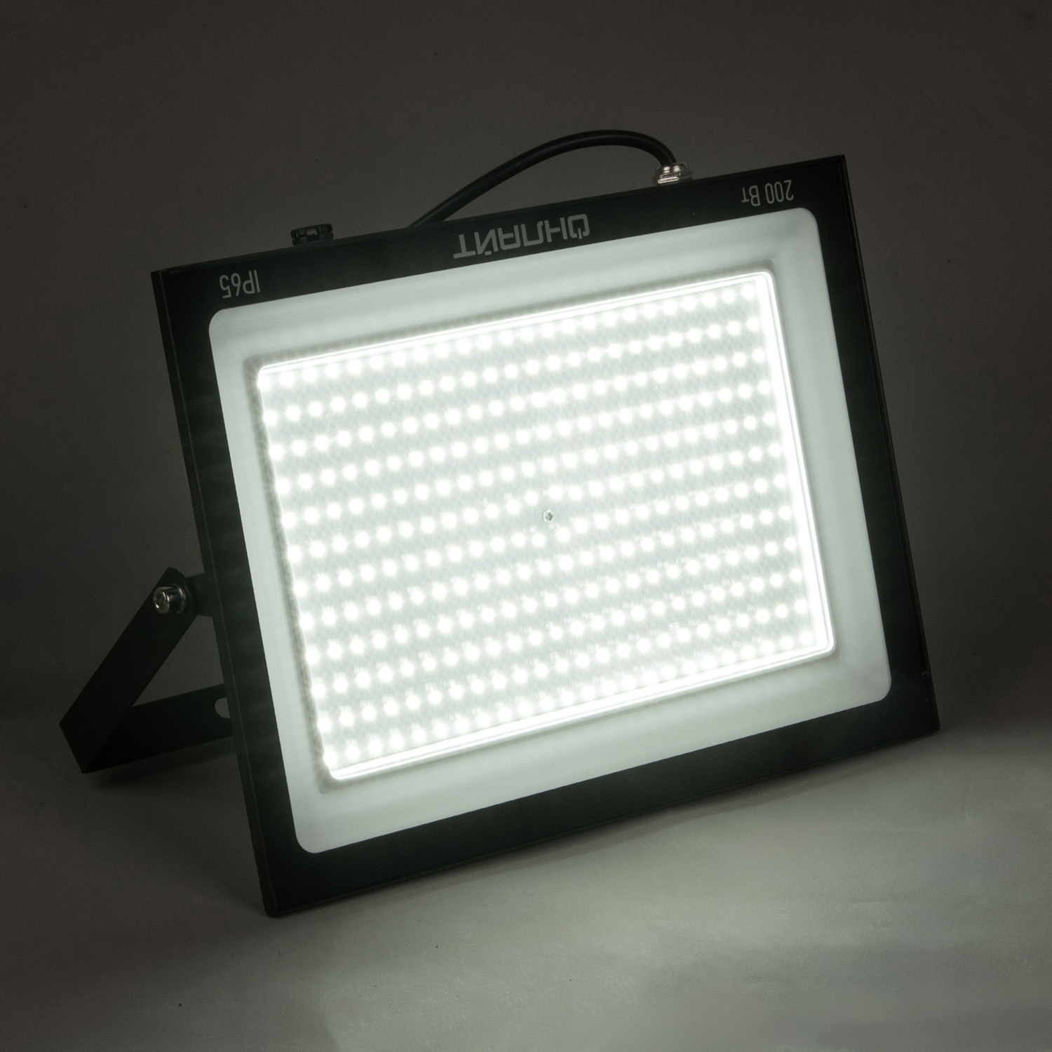 яяяПусковые провода Nova Bright, 400 А, морозостойкие, в сумке, 2.5 м 2618034