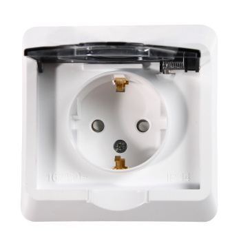 Розетка "Этюд" СП 1-мест. белая с з/к з/ш влагозащ. РС16-044 *1/14