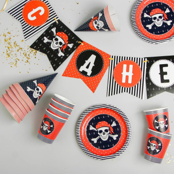 Набор бумажной посуды "С днем рождения", пиратский, 6 тарелок, 6 стак., 6 колп., 1 гирл. 2865987