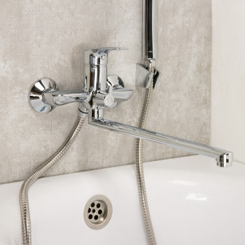 Смеситель для ванны Milardo Rora RORSB00M10, длинный излив, однорычажный, с лейкой