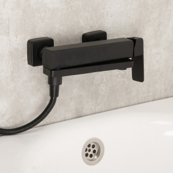 Смеситель для ванны FMARK черный FS8724-22H *1/6