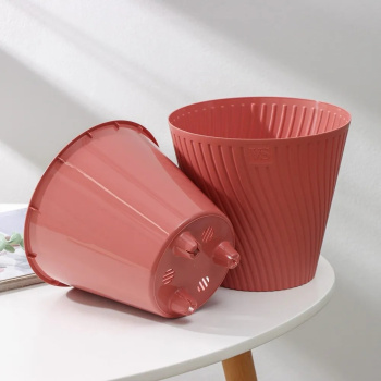 Кашпо пластм. "Луи" 1,2л d верха 140мм h129мм со вставкой Пудра AML-1,2-06 ("VipSet") *1/30 Кашпо пластм. "Луи" 1,2л d верха 140мм h129мм со вставкой Пудра AML-1,2-06 ("VipSet") *1/30